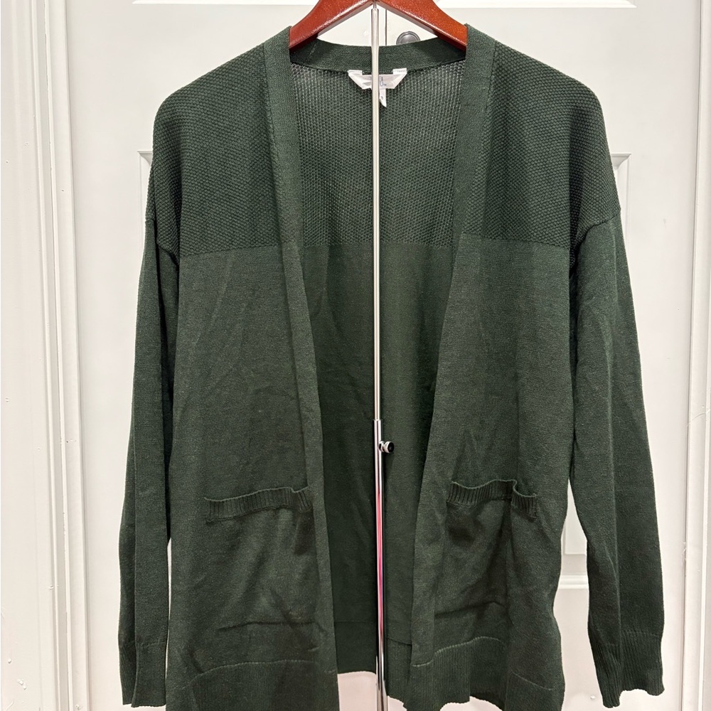 Time and Tru Dark Green Knit Sweater
